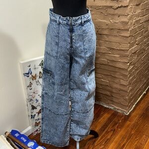 ВР.
Women's High Waist Wide Leg Cargo Jean (Vintage
Acid Wash) size 32